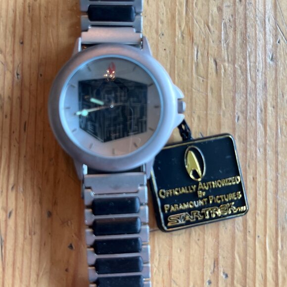 Star Trek TNG BORG Cube Watch #2 - Picture 2 of 5